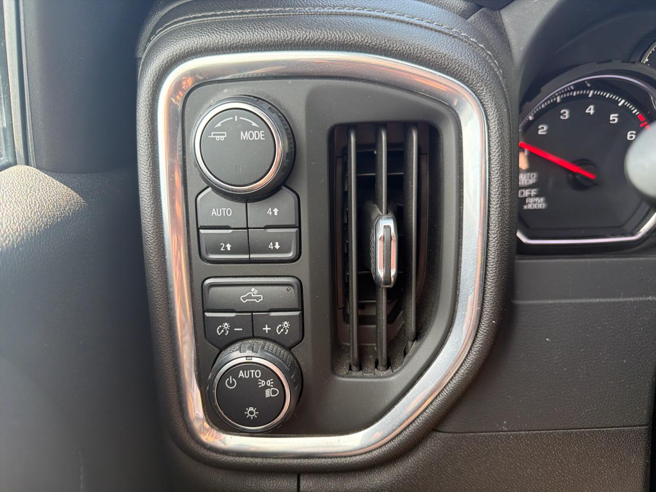 Chevrolet Silverado 1500 1LT Double Cab 4WD 2020