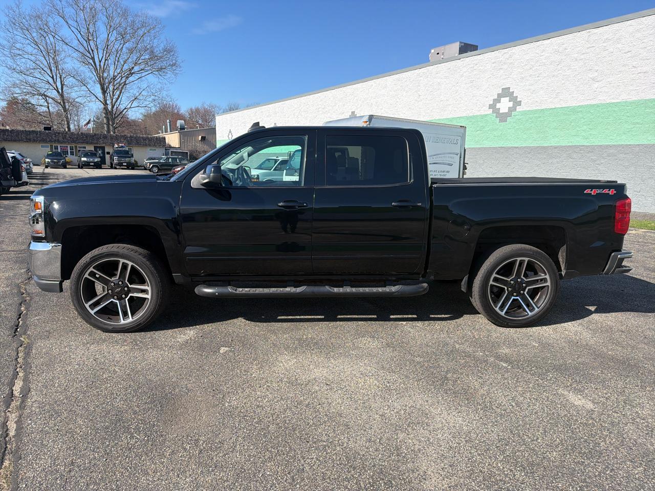 Chevrolet Silverado 1500 1LT Crew Cab 4WD 2016