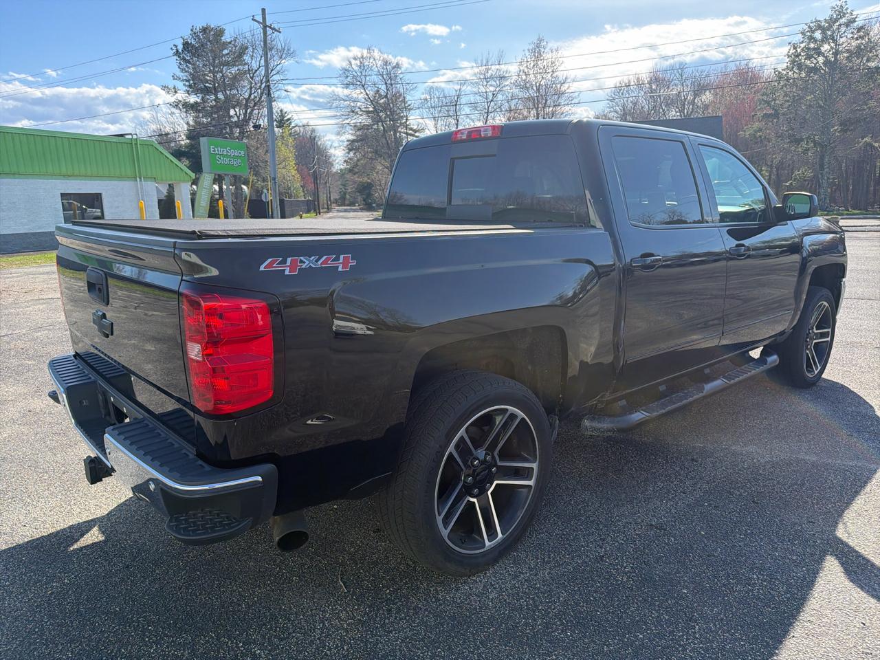 Chevrolet Silverado 1500 1LT Crew Cab 4WD 2016