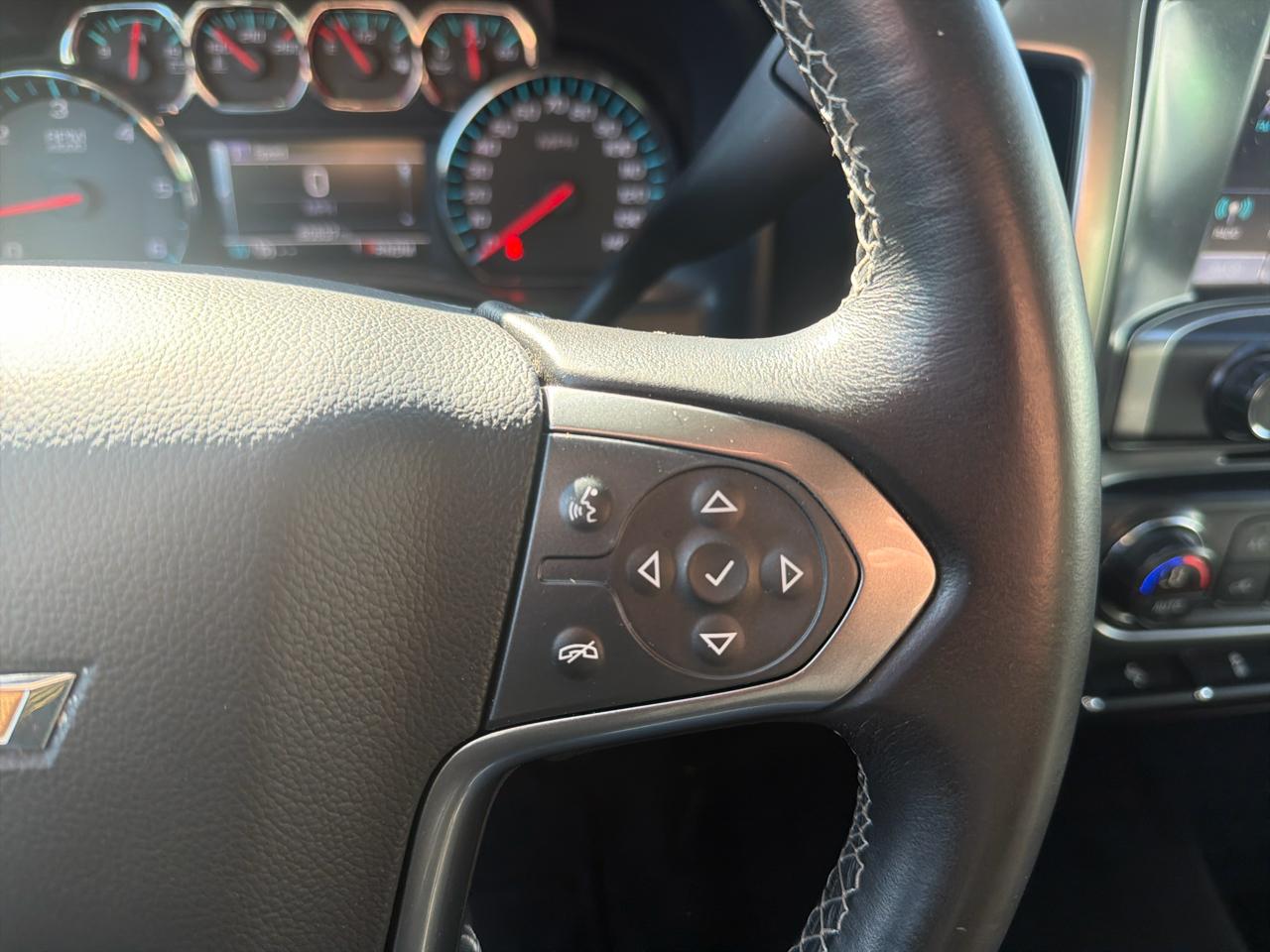 Chevrolet Silverado 1500 1LT Crew Cab 4WD 2016