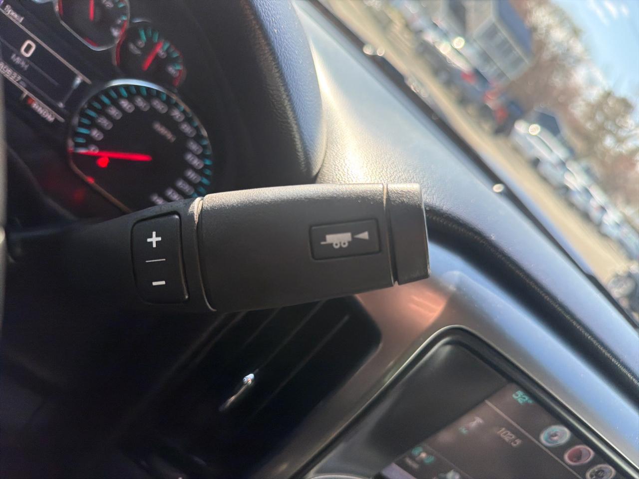 Chevrolet Silverado 1500 1LT Crew Cab 4WD 2016