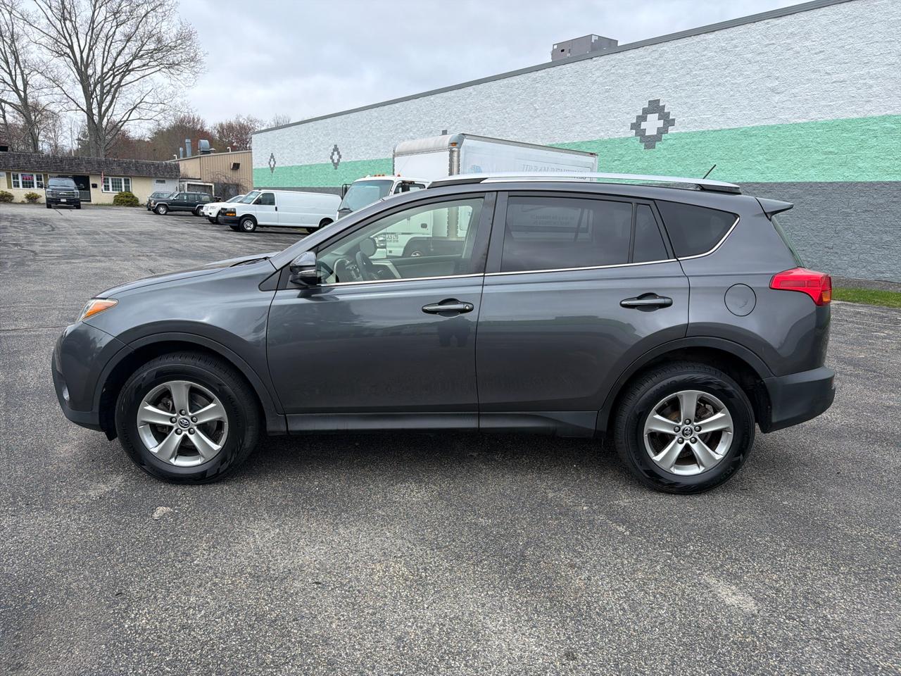 Toyota RAV4 XLE AWD 2015