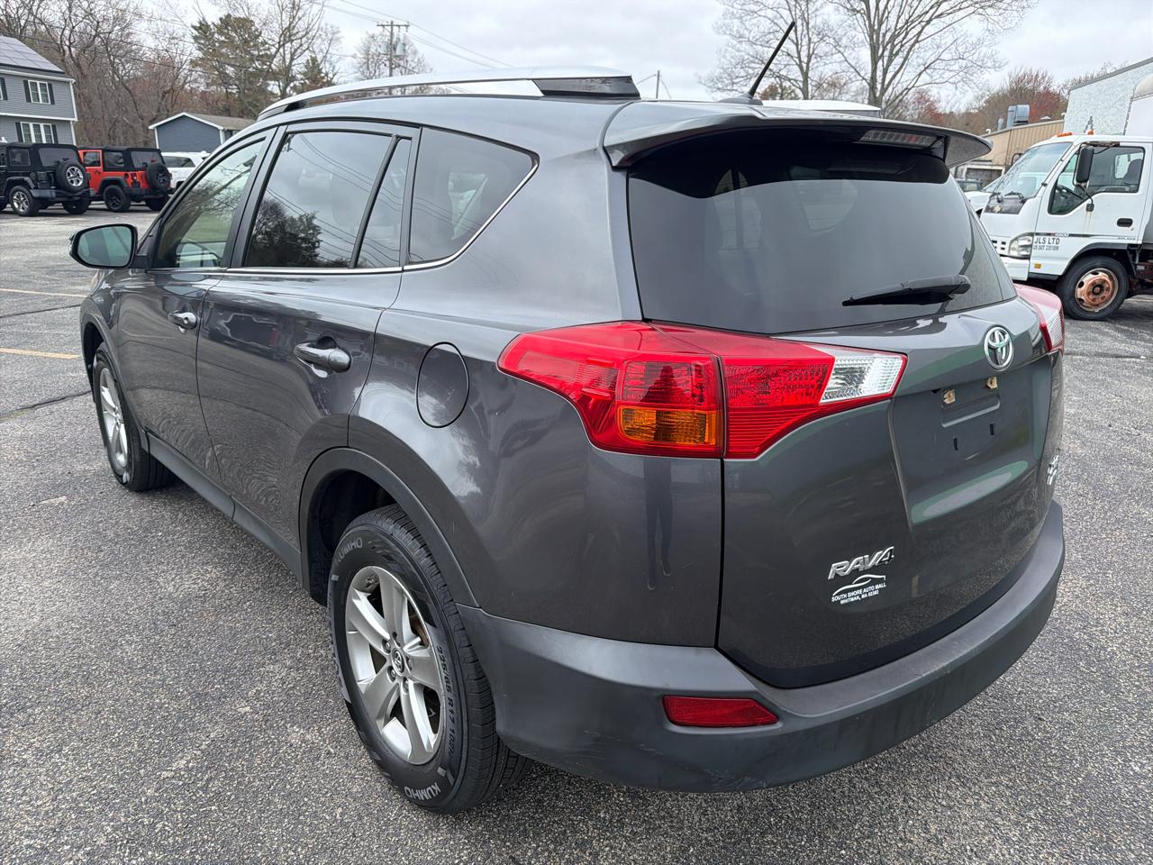 Toyota RAV4 XLE AWD 2015