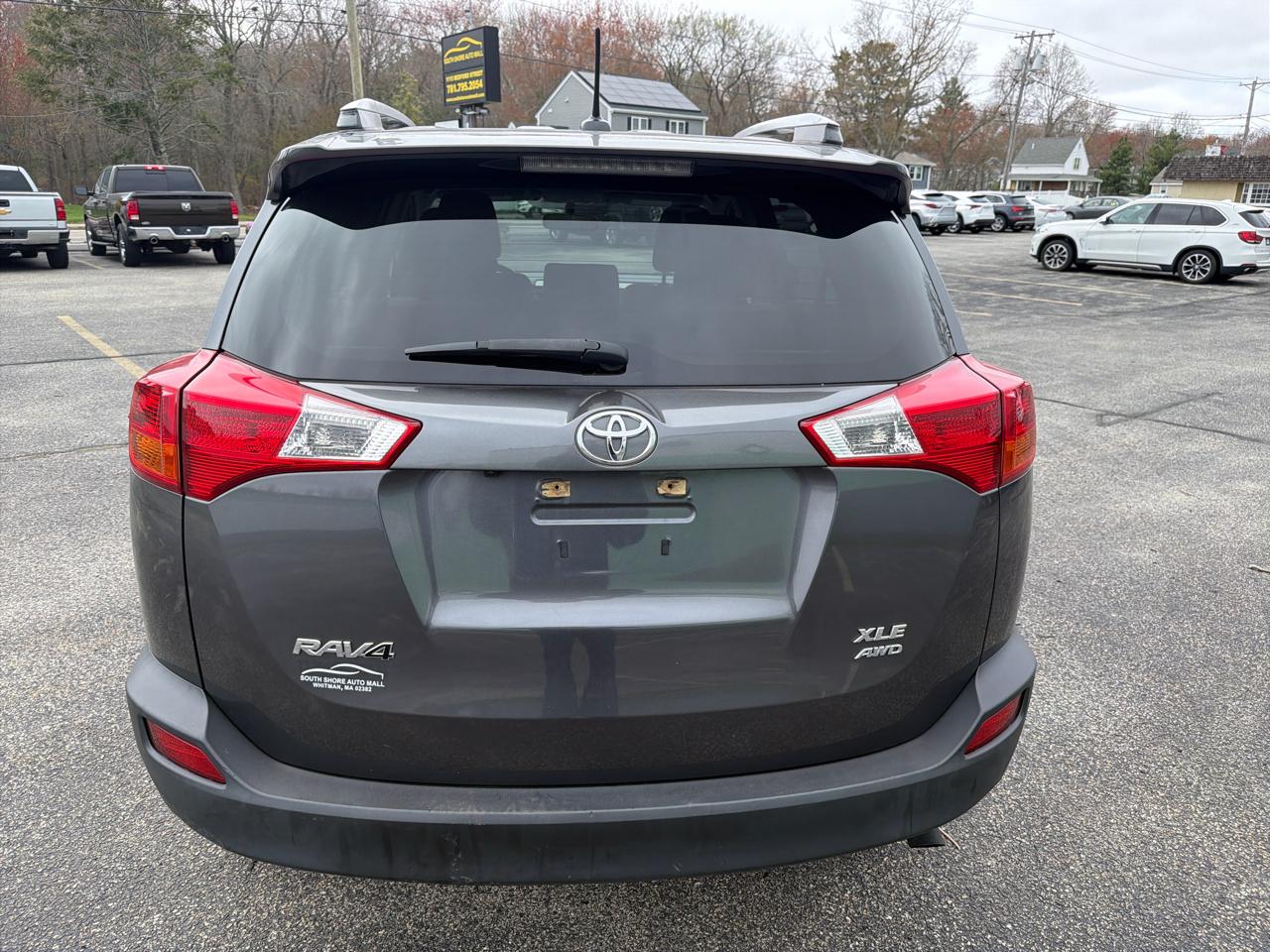 Toyota RAV4 XLE AWD 2015