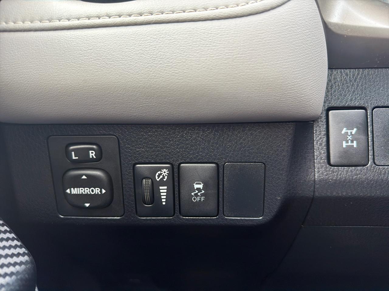 Toyota RAV4 XLE AWD 2015