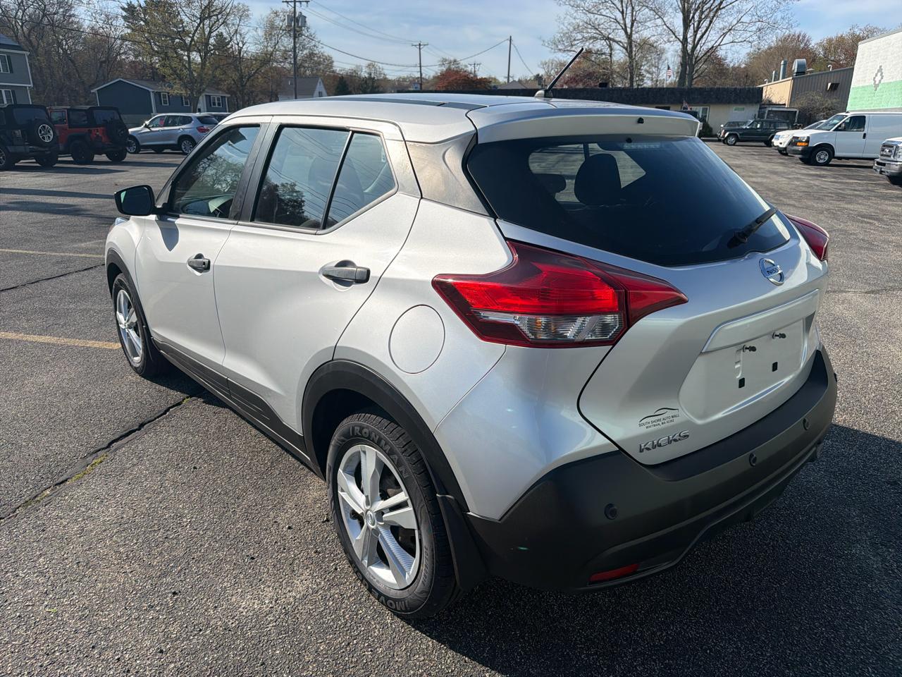Nissan Kicks S 2020