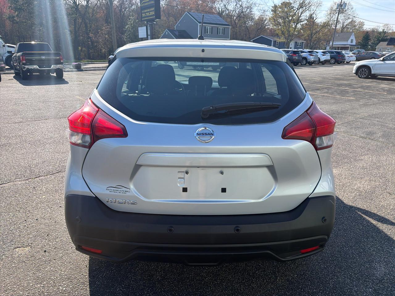 Nissan Kicks S 2020