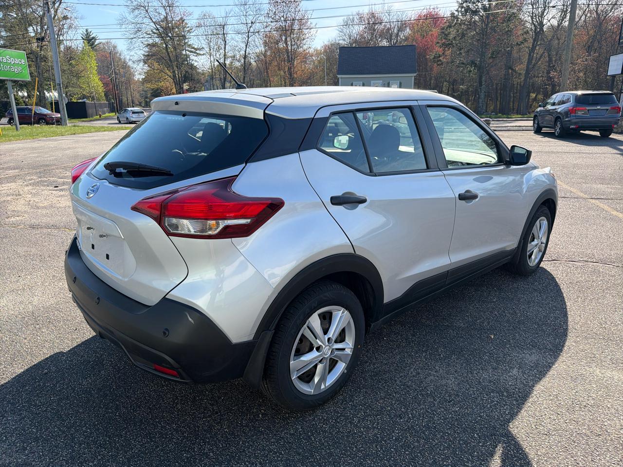 Nissan Kicks S 2020