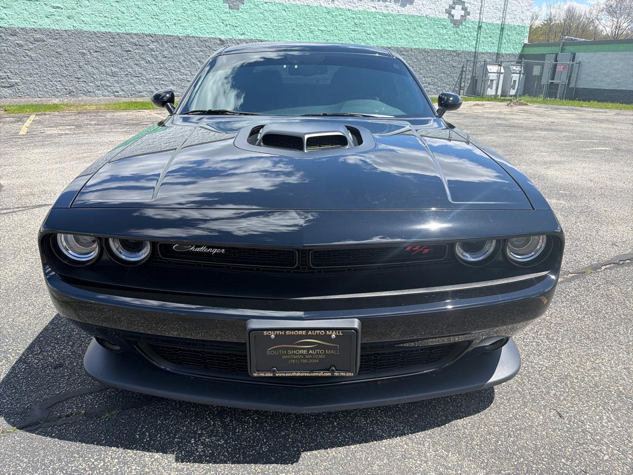 Dodge Challenger 2dr Cpe R/T Scat Pack Shaker 2016
