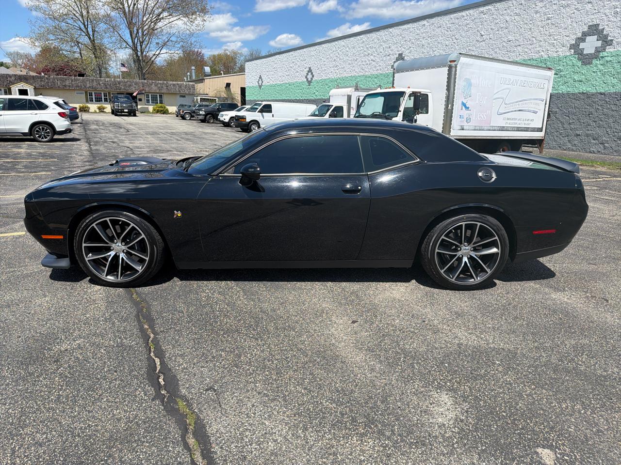 Dodge Challenger 2dr Cpe R/T Scat Pack Shaker 2016