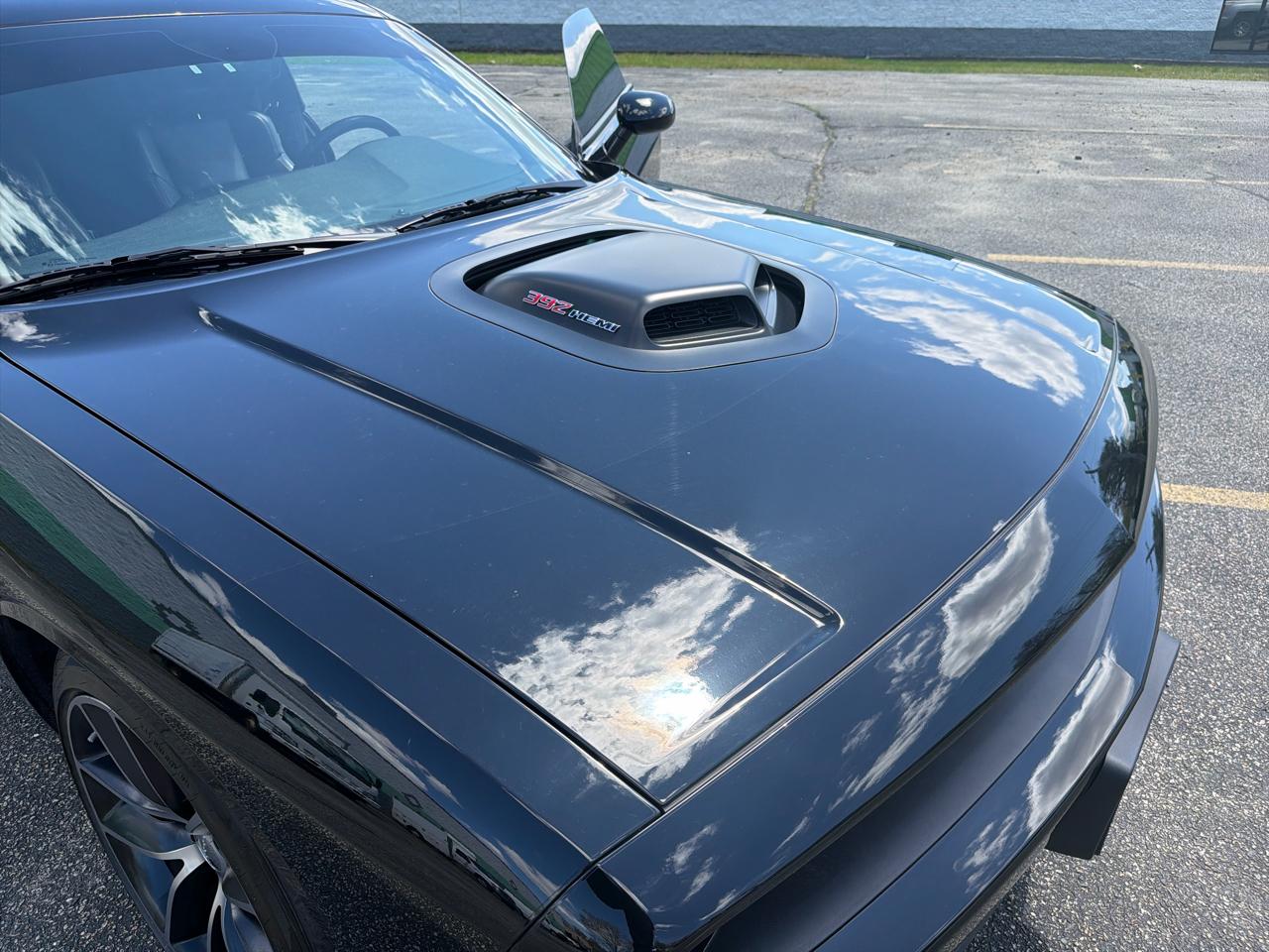 Dodge Challenger 2dr Cpe R/T Scat Pack Shaker 2016