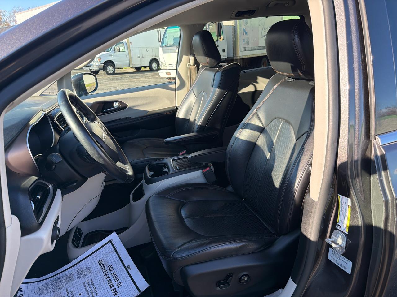 Chrysler Pacifica Touring-L Plus 2017