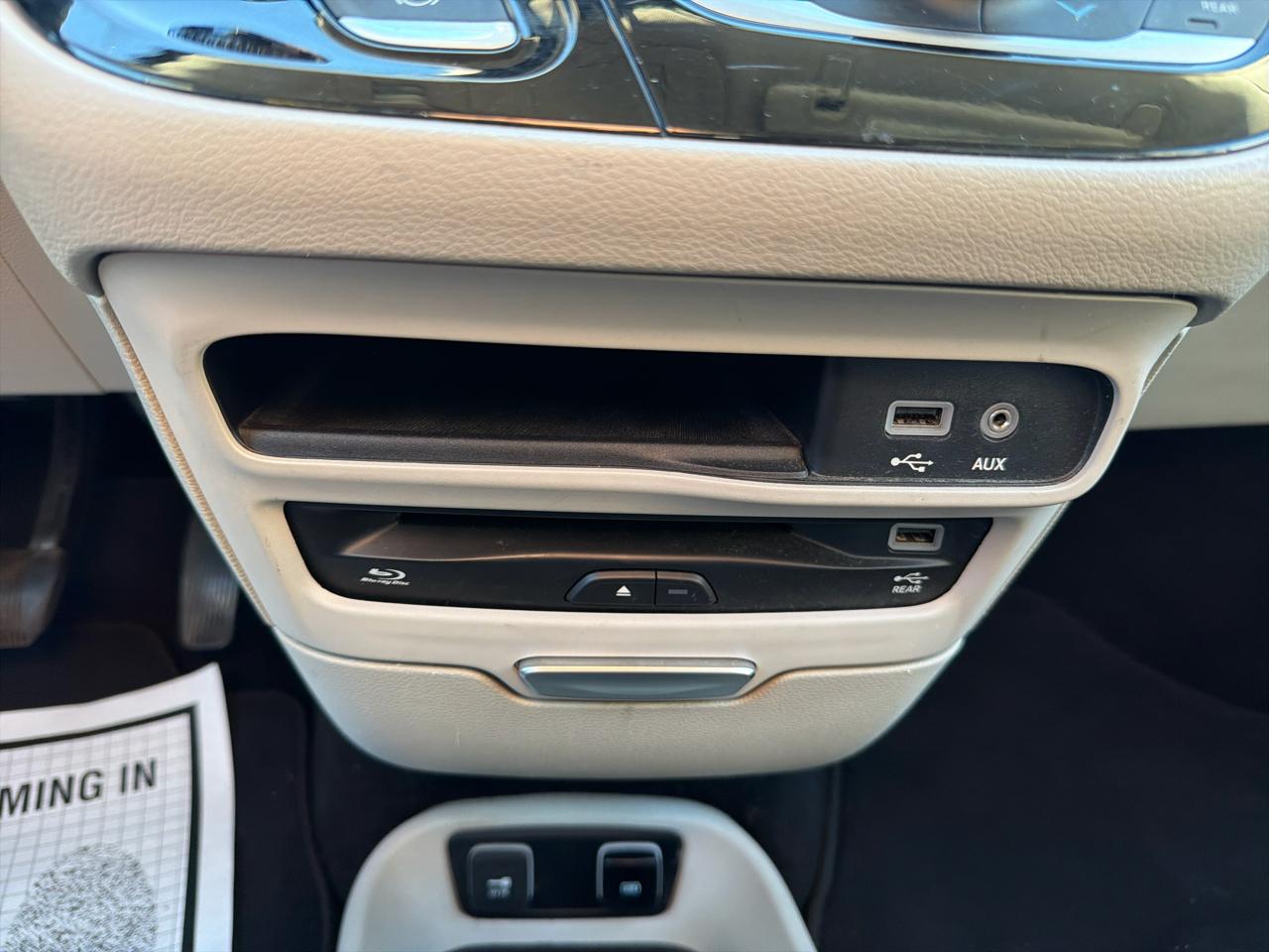 Chrysler Pacifica Touring-L Plus 2017