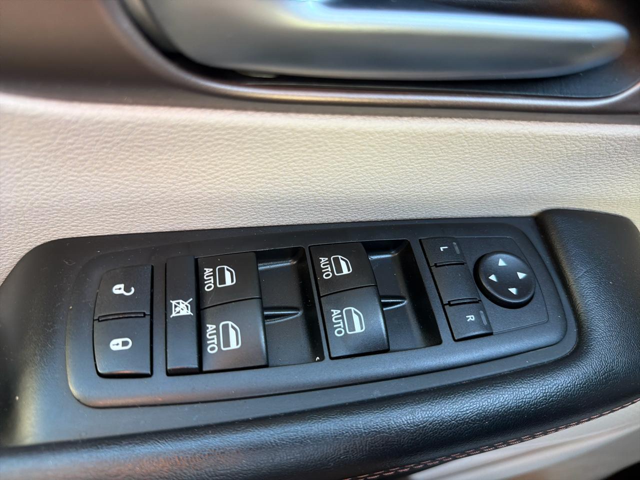 Chrysler Pacifica Touring-L Plus 2017