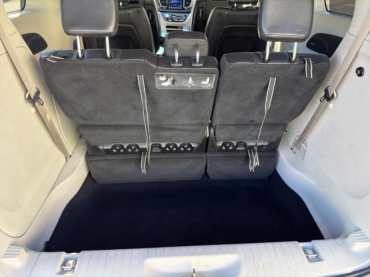 Chrysler Pacifica Touring-L Plus 2017
