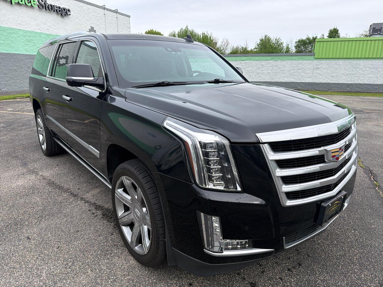 Cadillac Escalade ESV Premium 4WD 2016