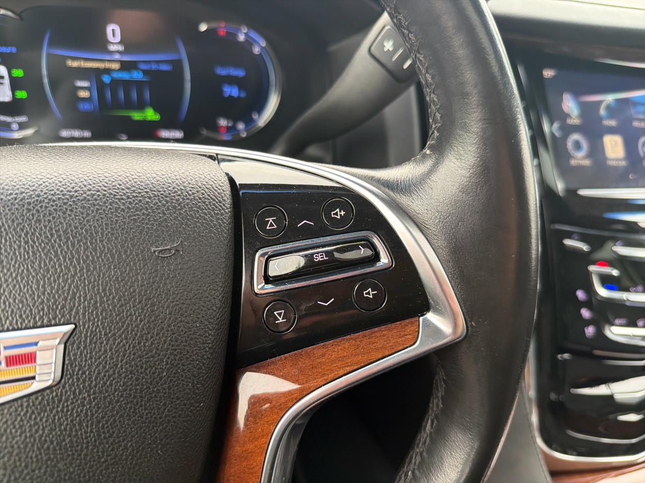 Cadillac Escalade ESV Premium 4WD 2016
