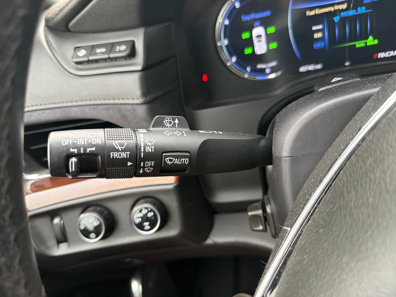 Cadillac Escalade ESV Premium 4WD 2016
