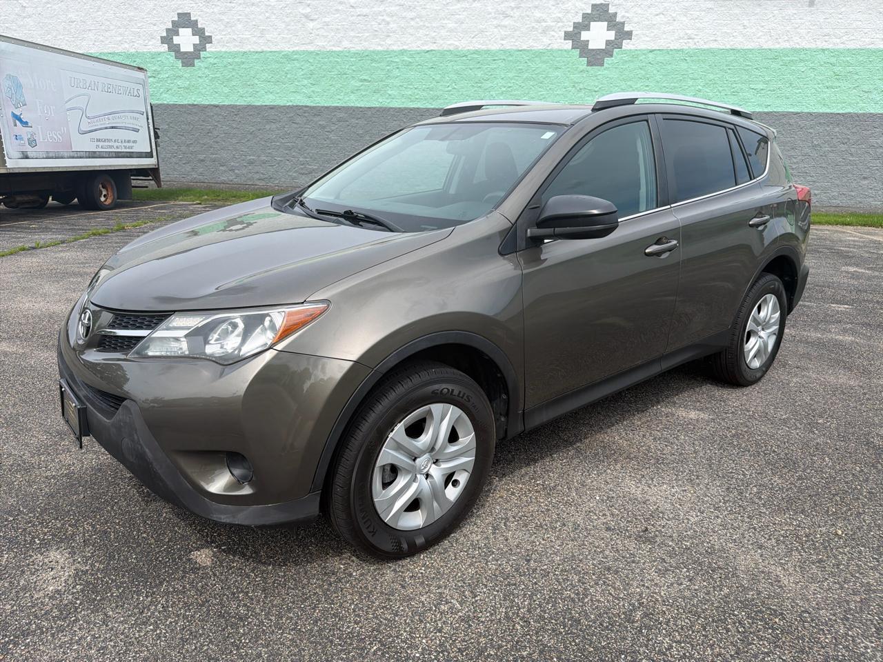Toyota RAV4 LE AWD 2015