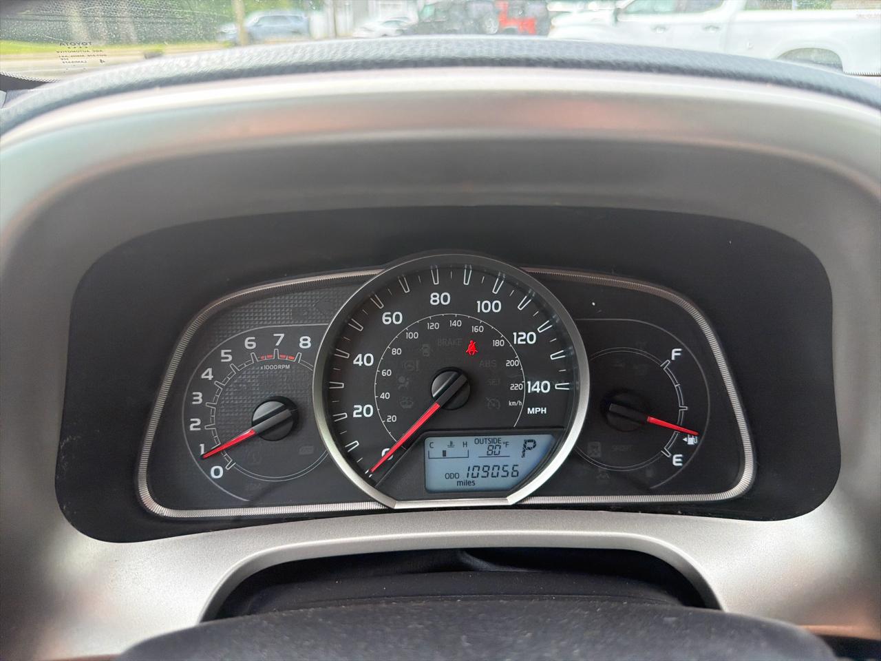 Toyota RAV4 LE AWD 2015