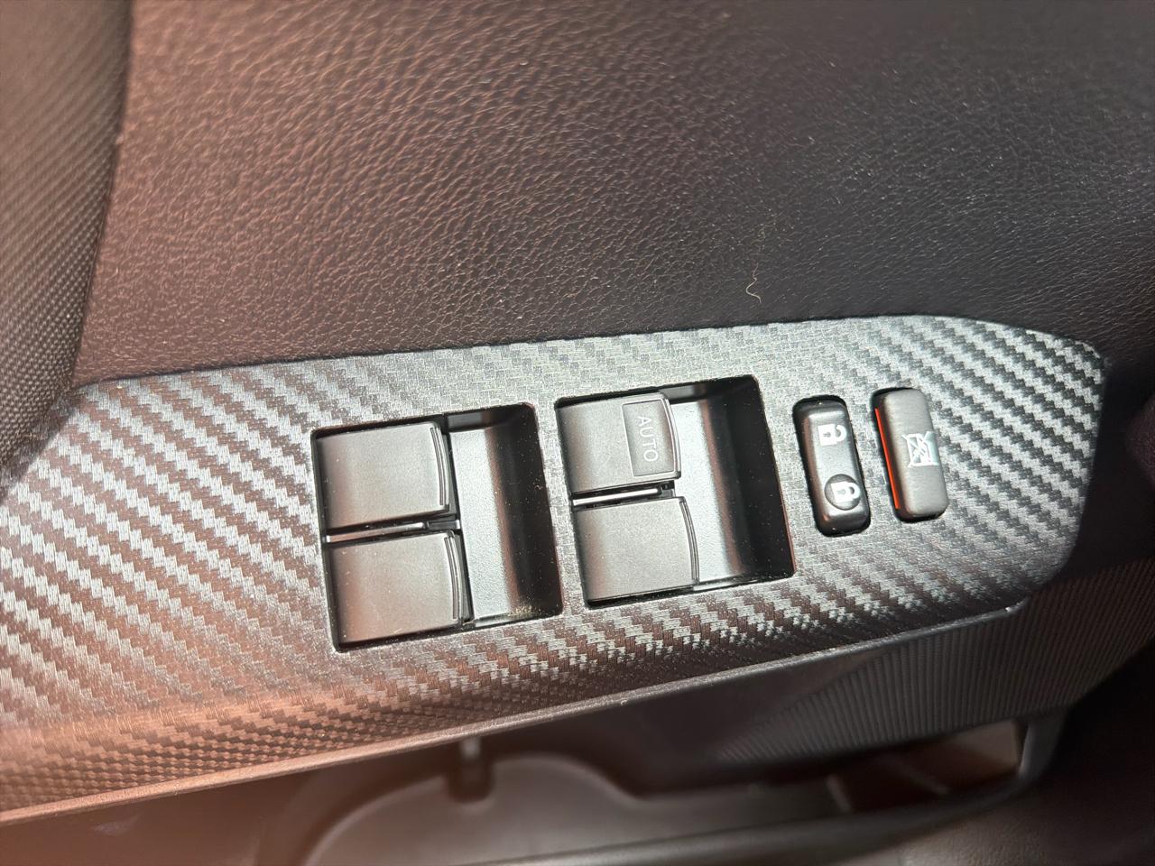 Toyota RAV4 LE AWD 2015