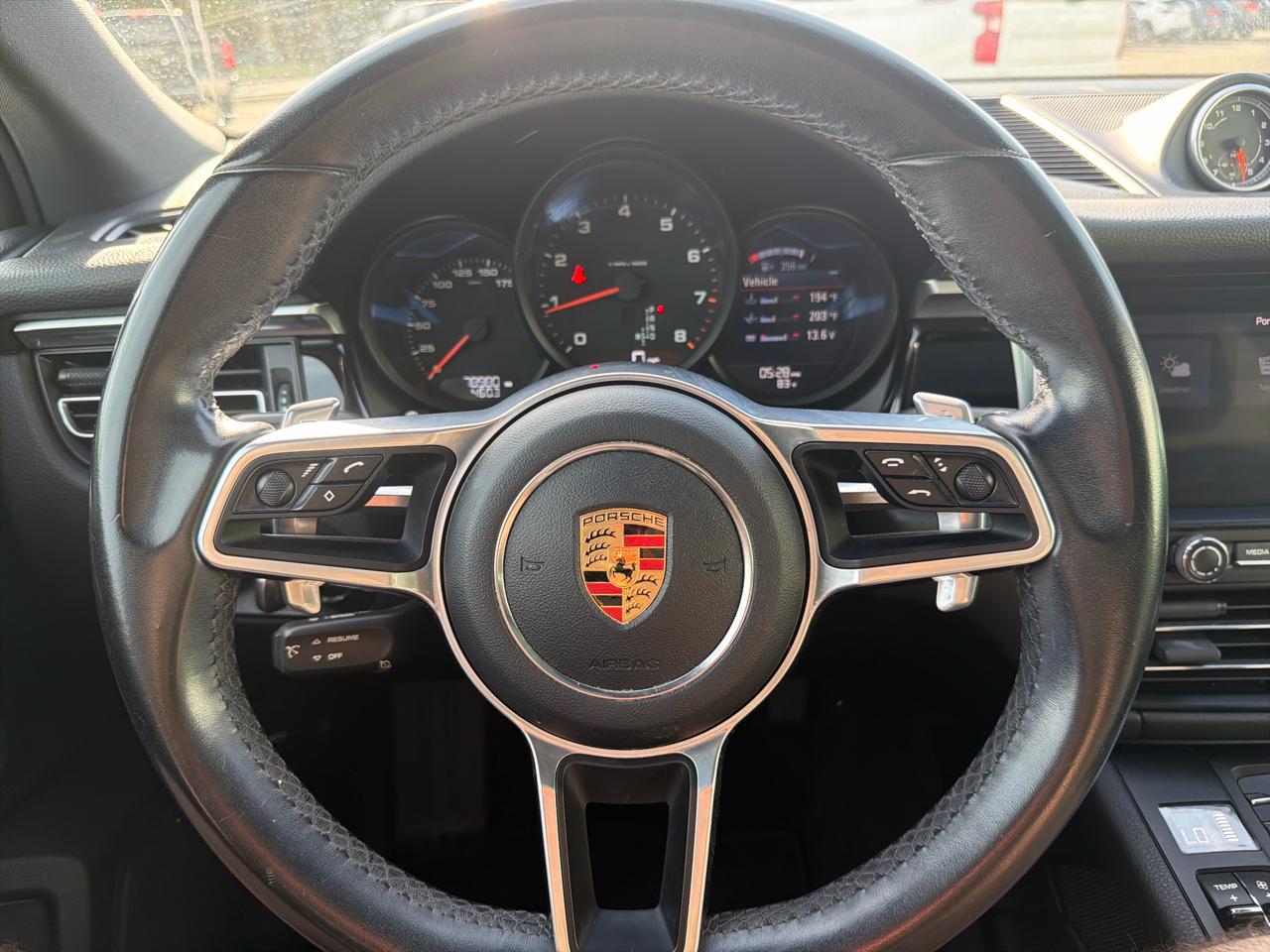 Porsche Macan Base 2019