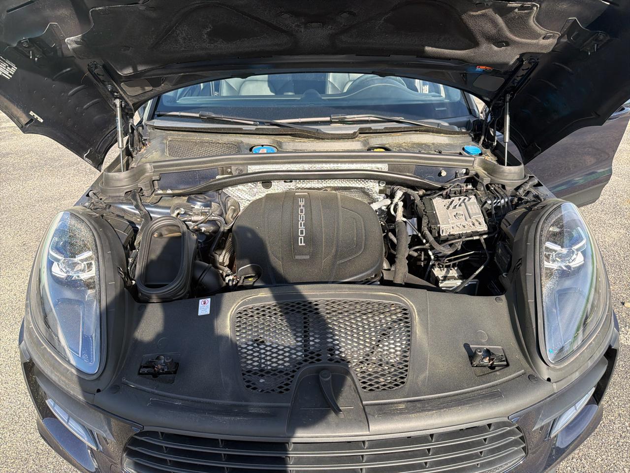 Porsche Macan Base 2019