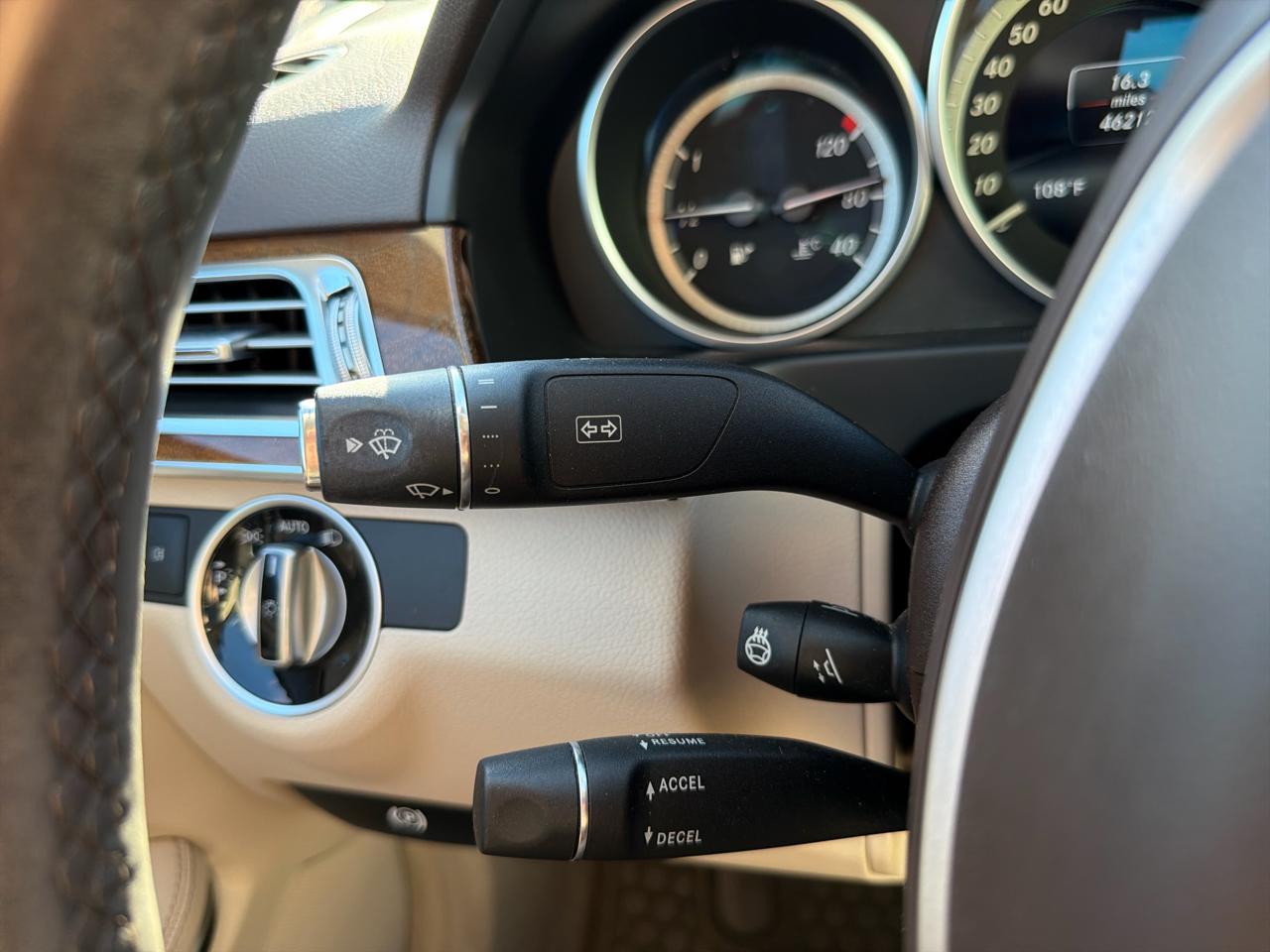 Mercedes-Benz E-Class 4dr Sdn E 350 Luxury 4MATIC 2016