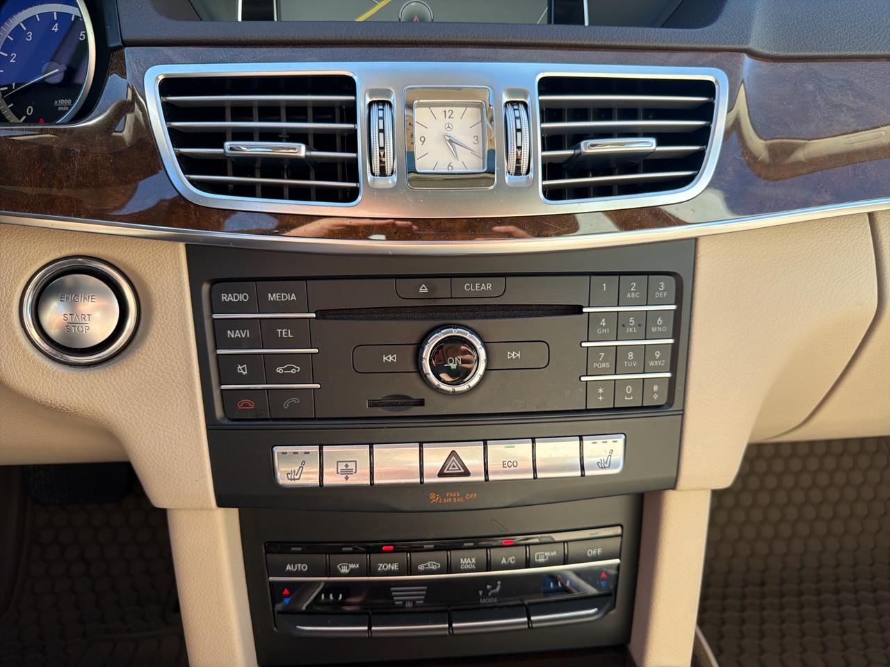 Mercedes-Benz E-Class 4dr Sdn E 350 Luxury 4MATIC 2016