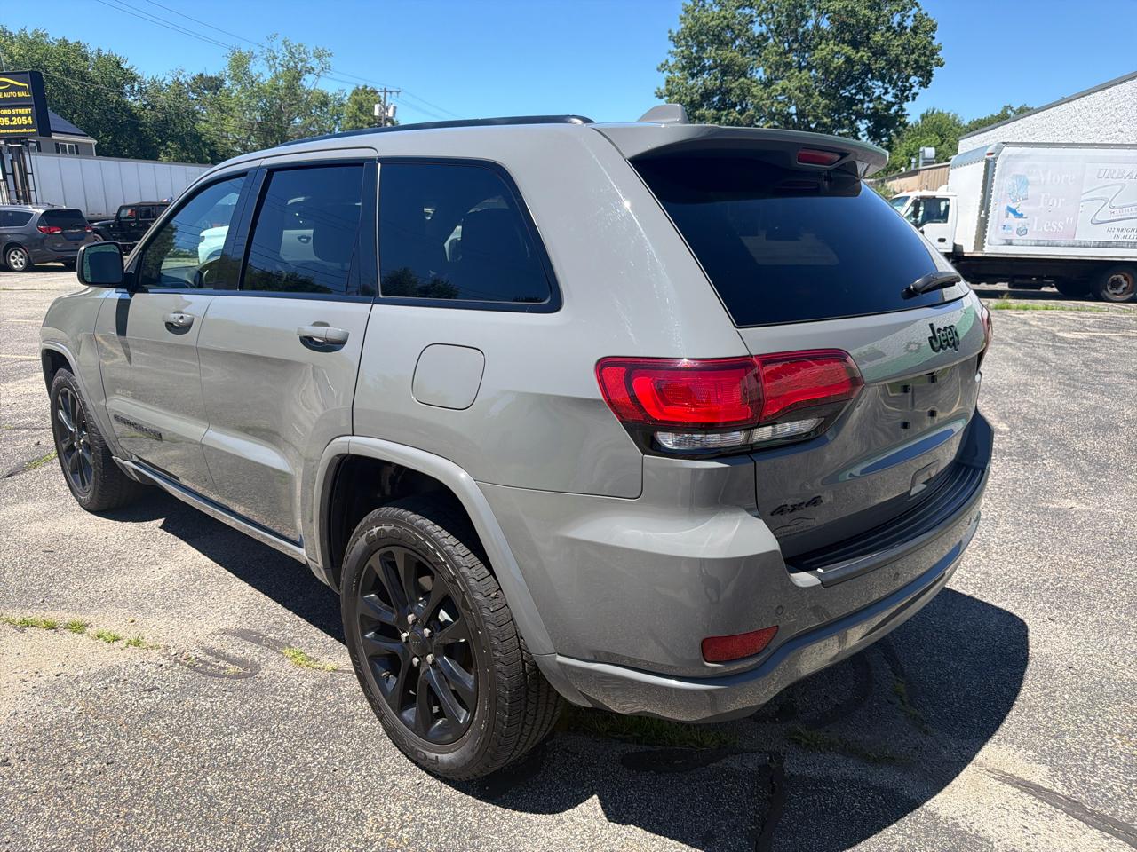 Jeep Grand Cherokee Laredo X 4WD 2021