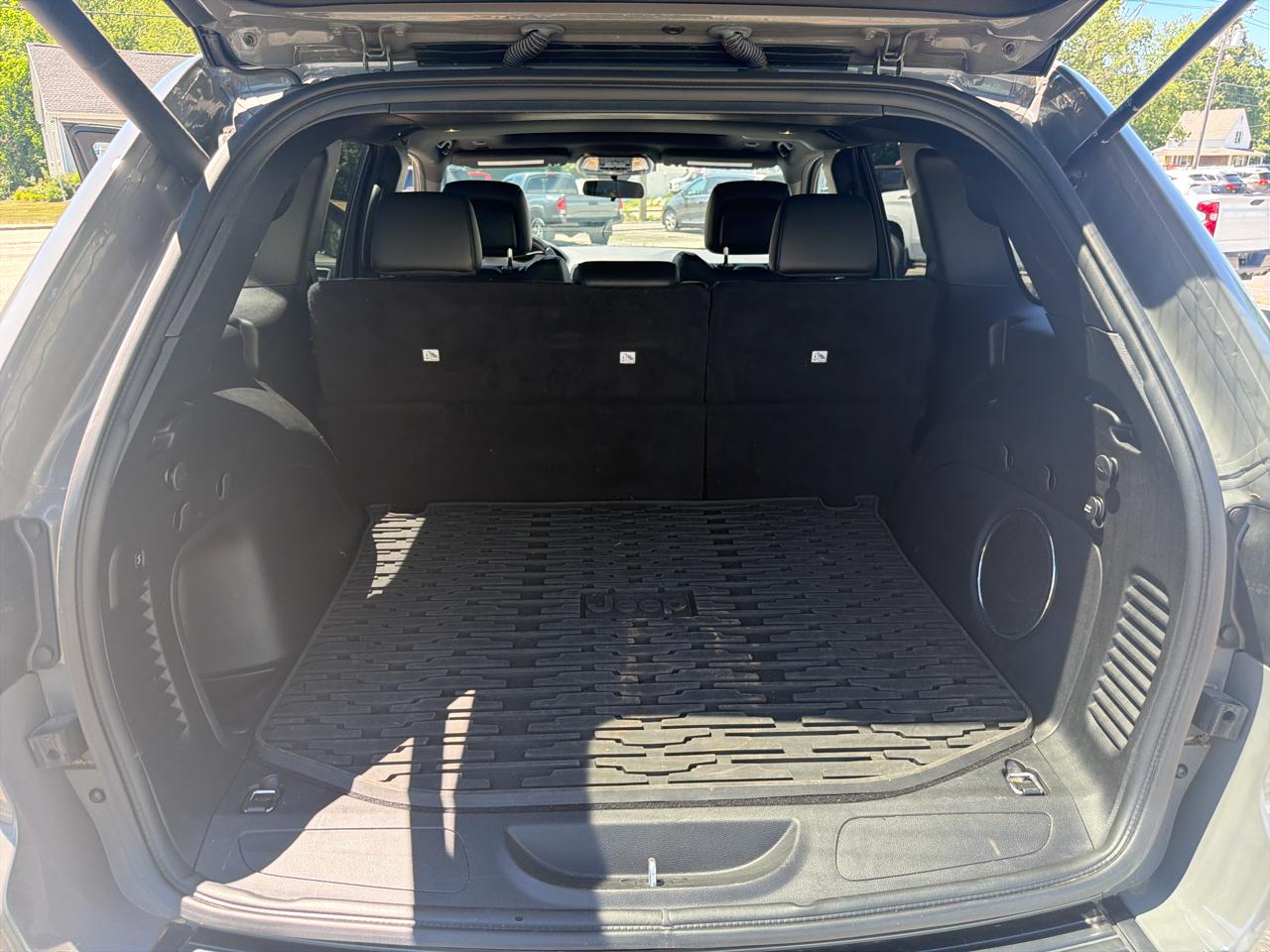 Jeep Grand Cherokee Laredo X 4WD 2021