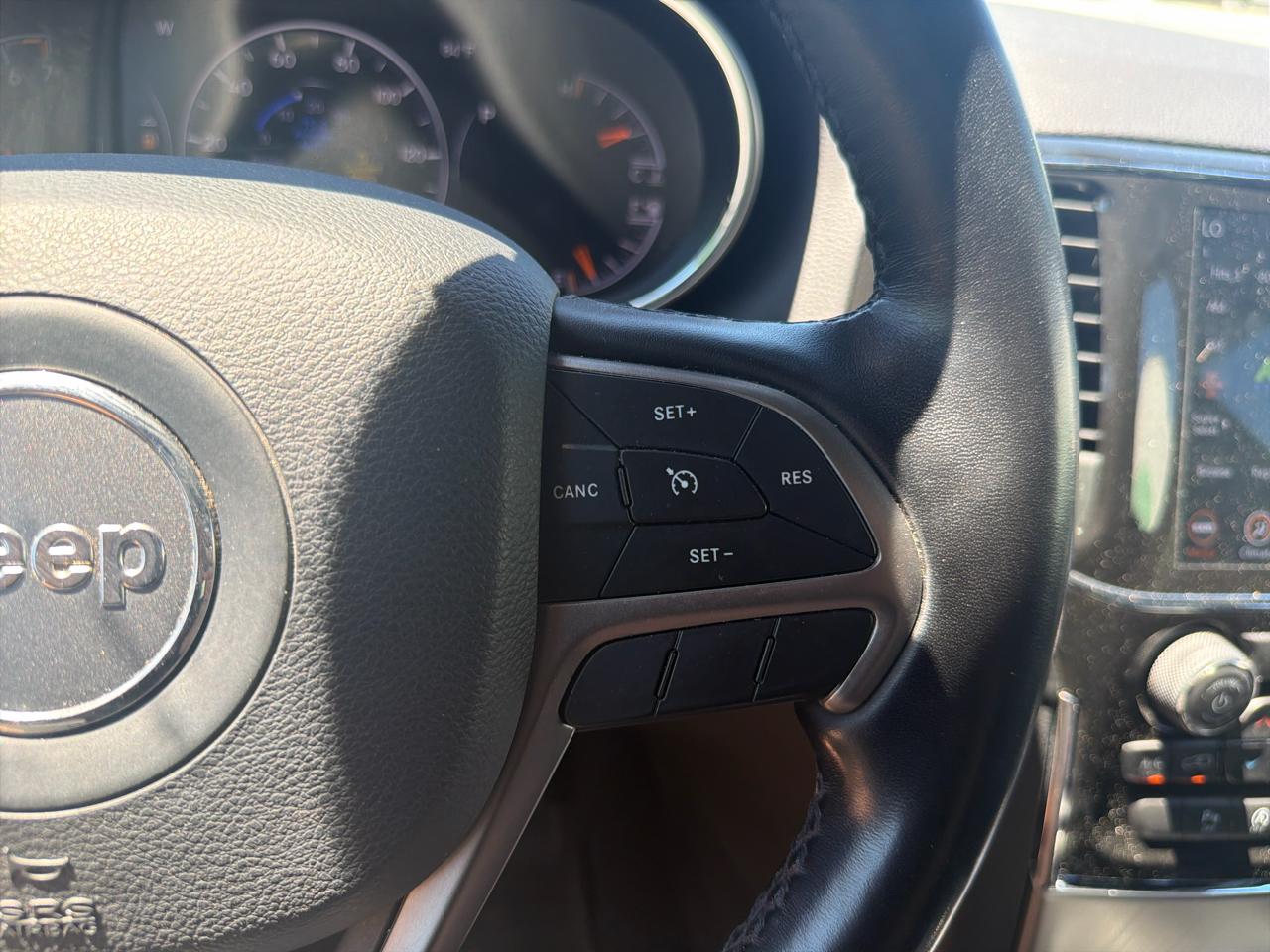 Jeep Grand Cherokee Laredo X 4WD 2021