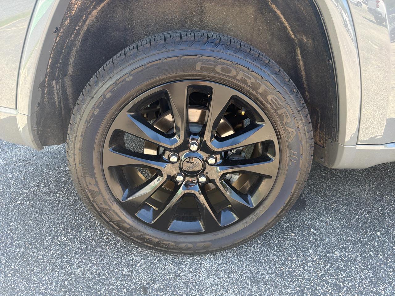Jeep Grand Cherokee Laredo X 4WD 2021
