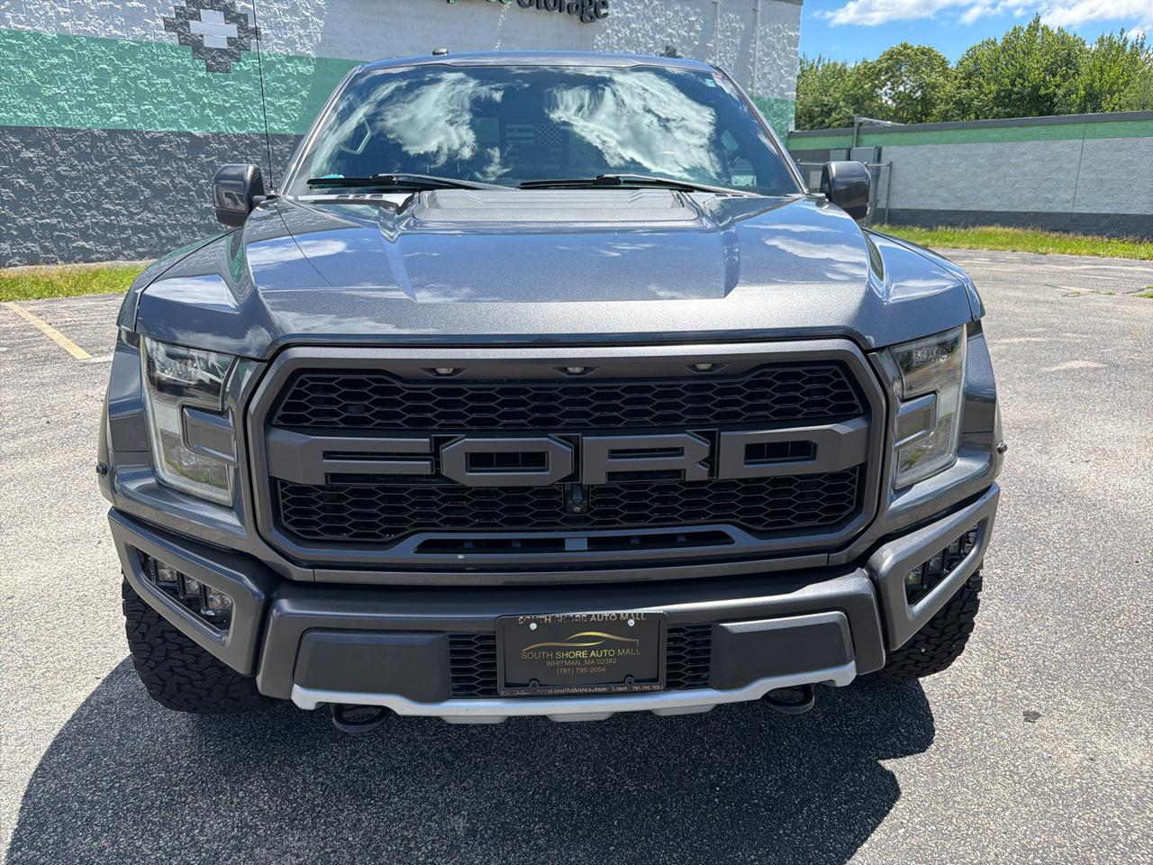 Ford F-150 Raptor SuperCrew 4WD 2017