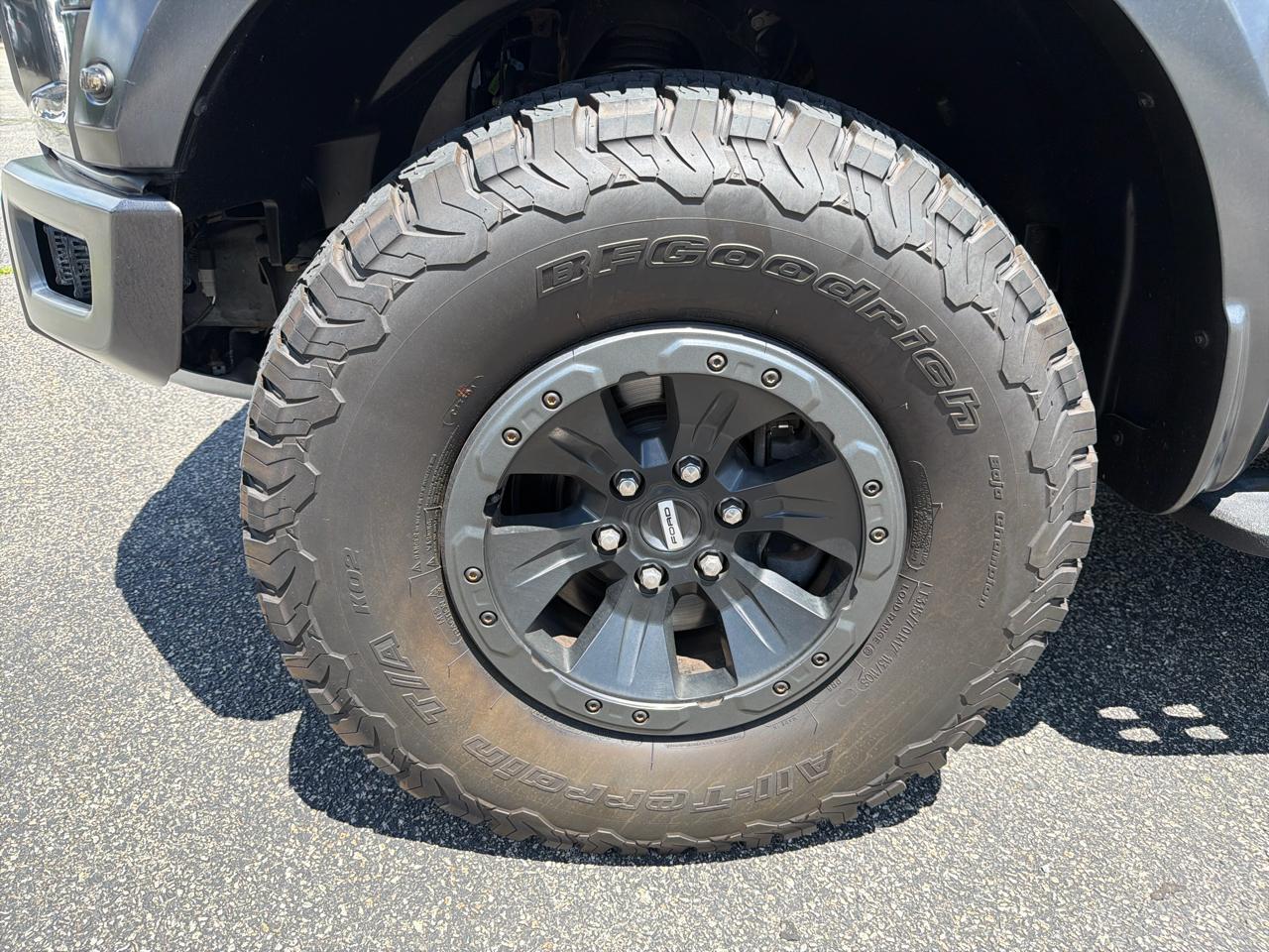 Ford F-150 Raptor SuperCrew 4WD 2017