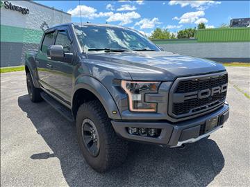 2017 Ford F-150 Raptor SuperCrew 4WD