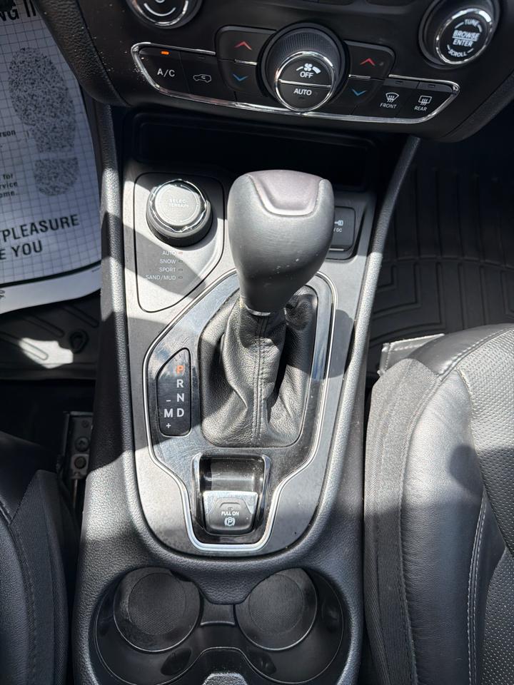 Jeep Cherokee Limited 4WD 2020