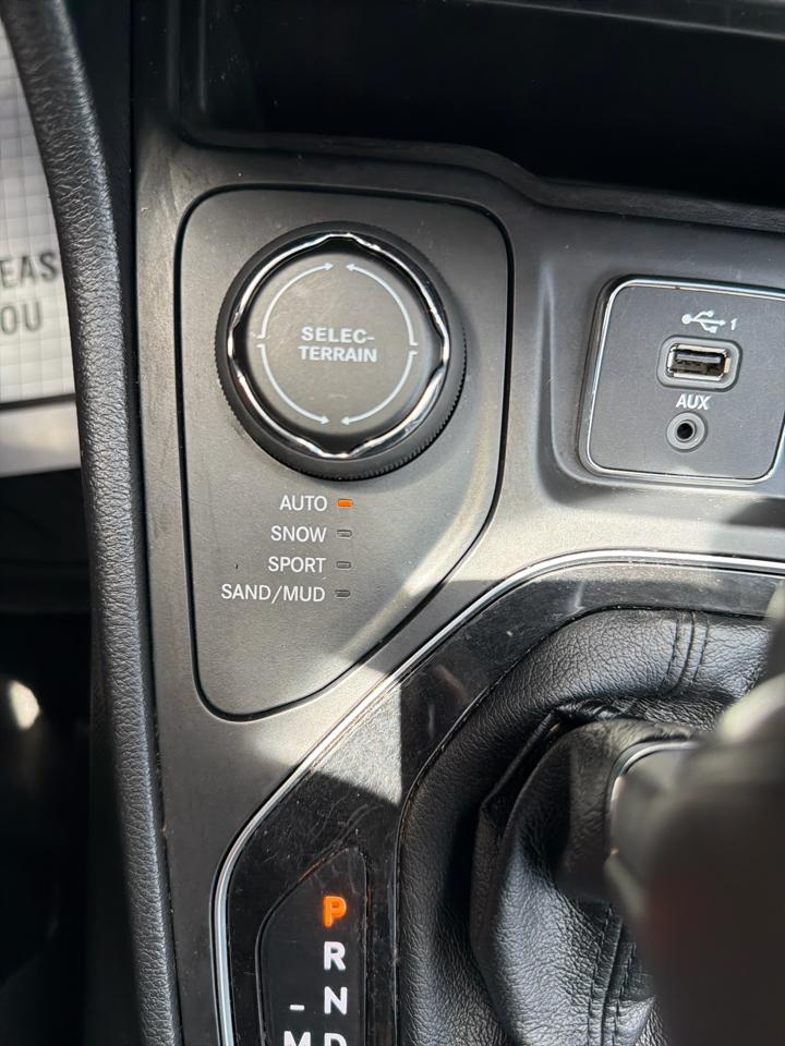 Jeep Cherokee Limited 4WD 2020