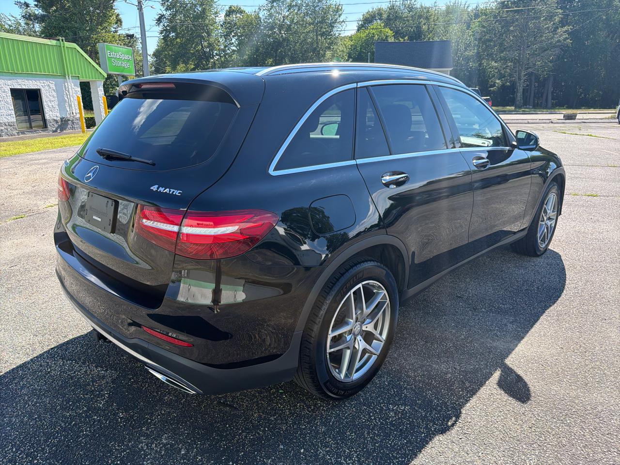 Mercedes-Benz GLC-Class GLC300 4MATIC 2016