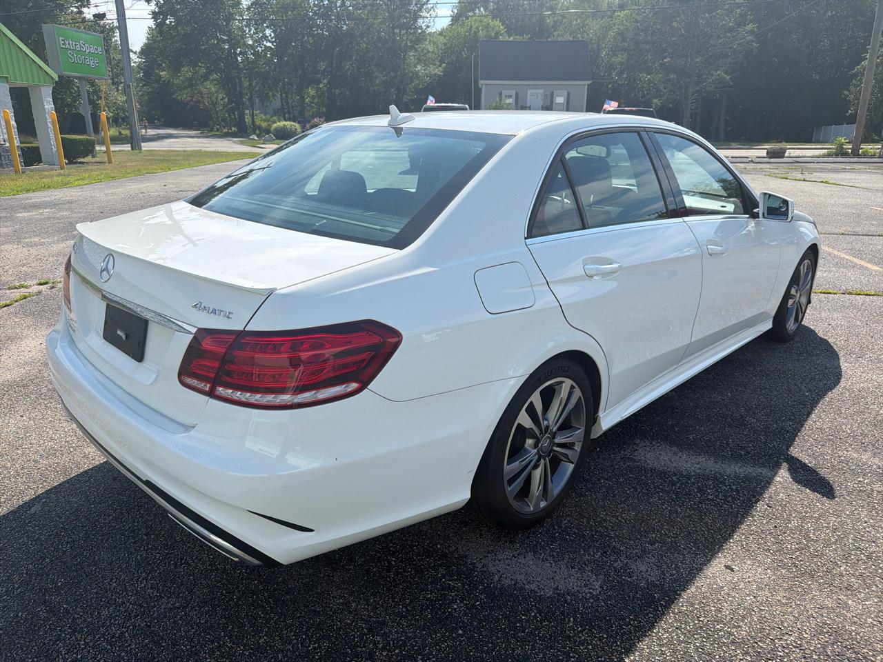 Mercedes-Benz E-Class E350 Sport 4MATIC Sedan 2016