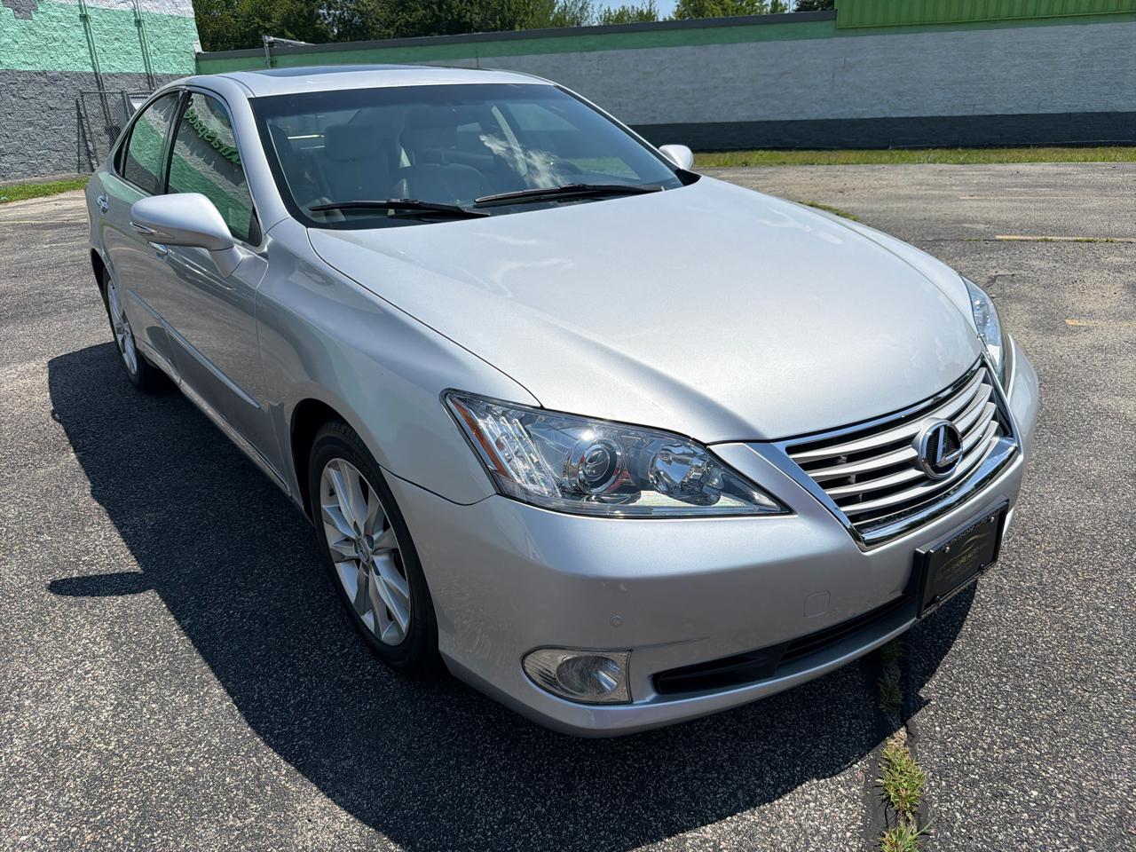 Lexus ES 350 Sedan 2012