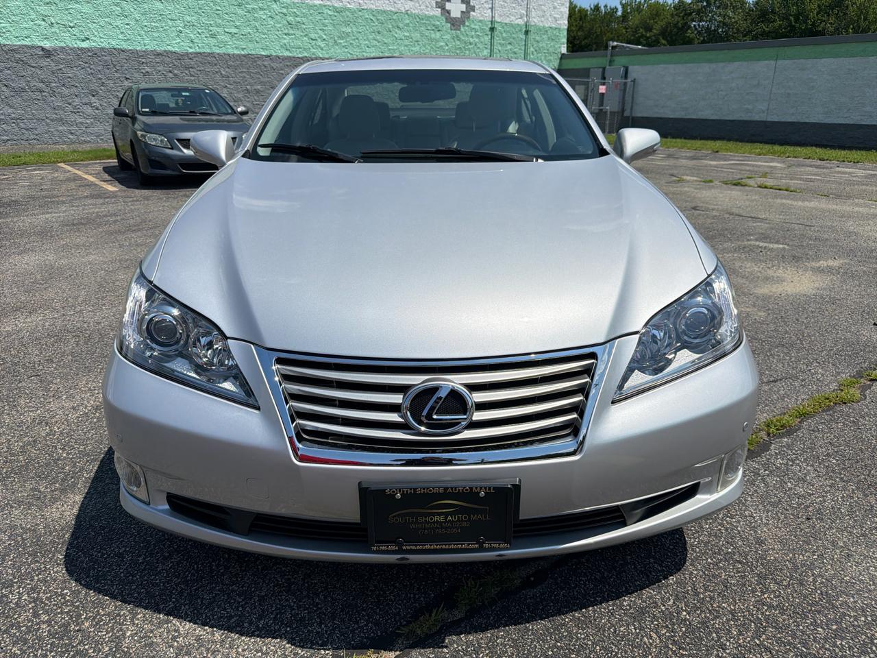 Lexus ES 350 Sedan 2012