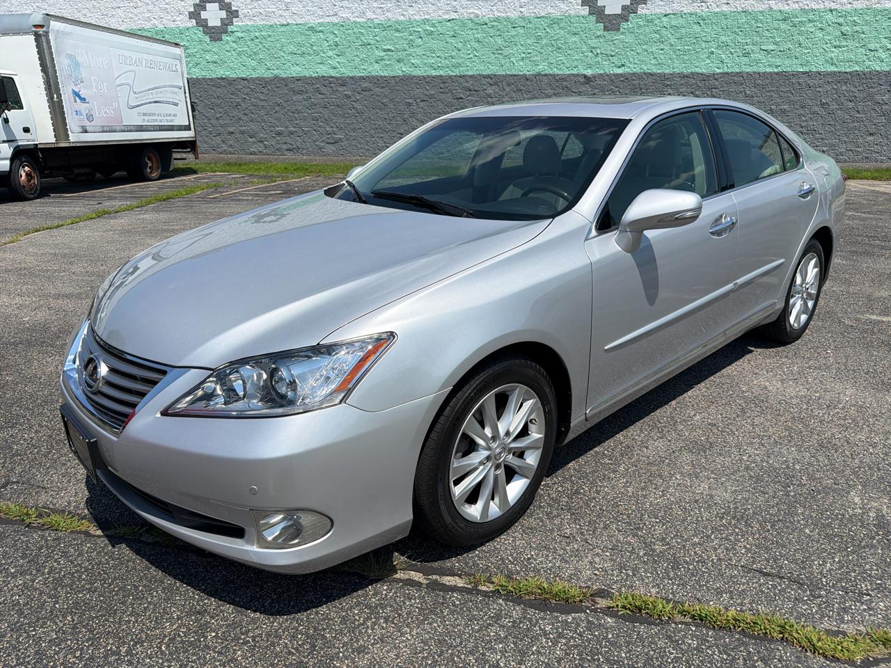 Lexus ES 350 Sedan 2012