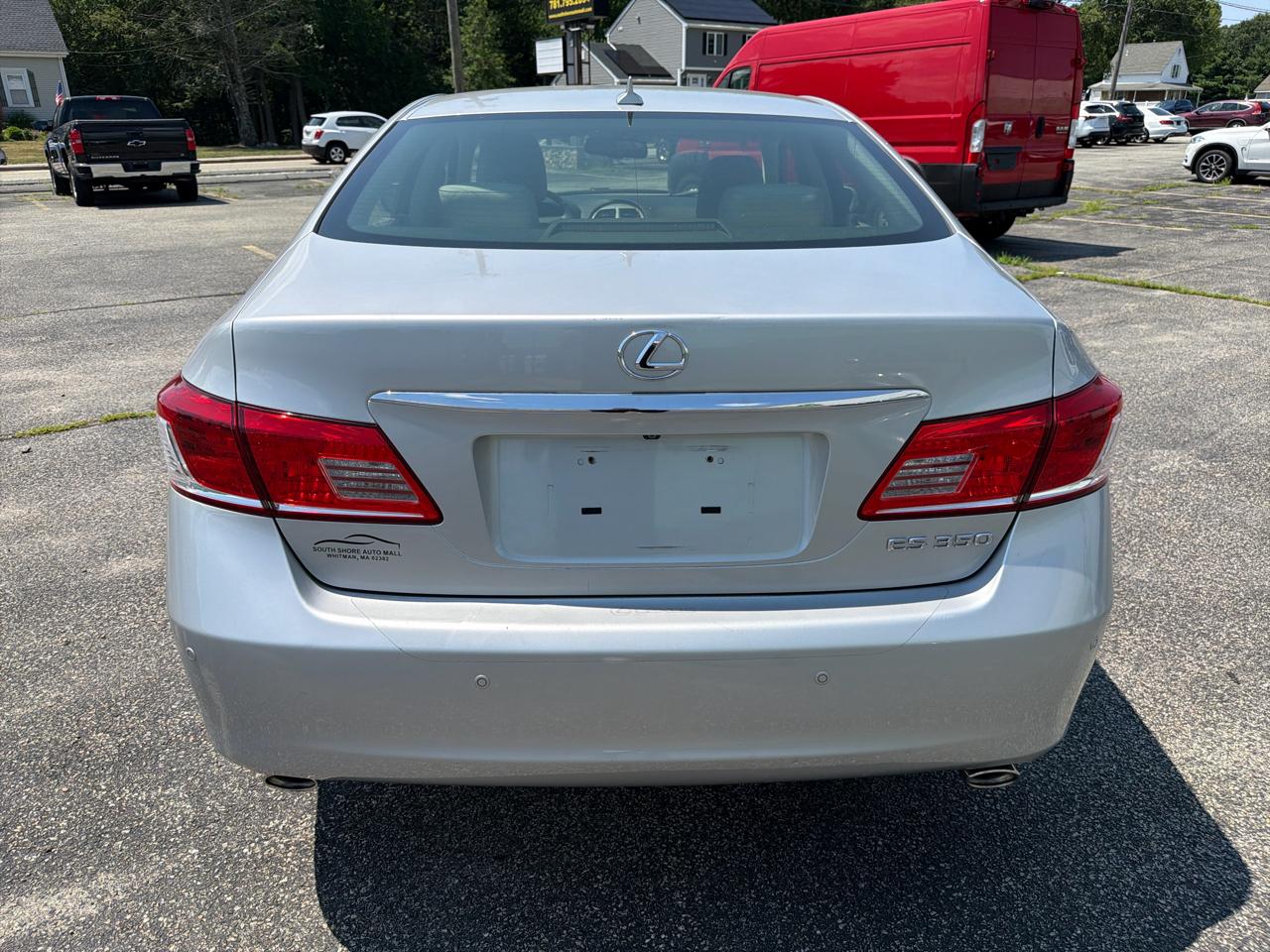 Lexus ES 350 Sedan 2012