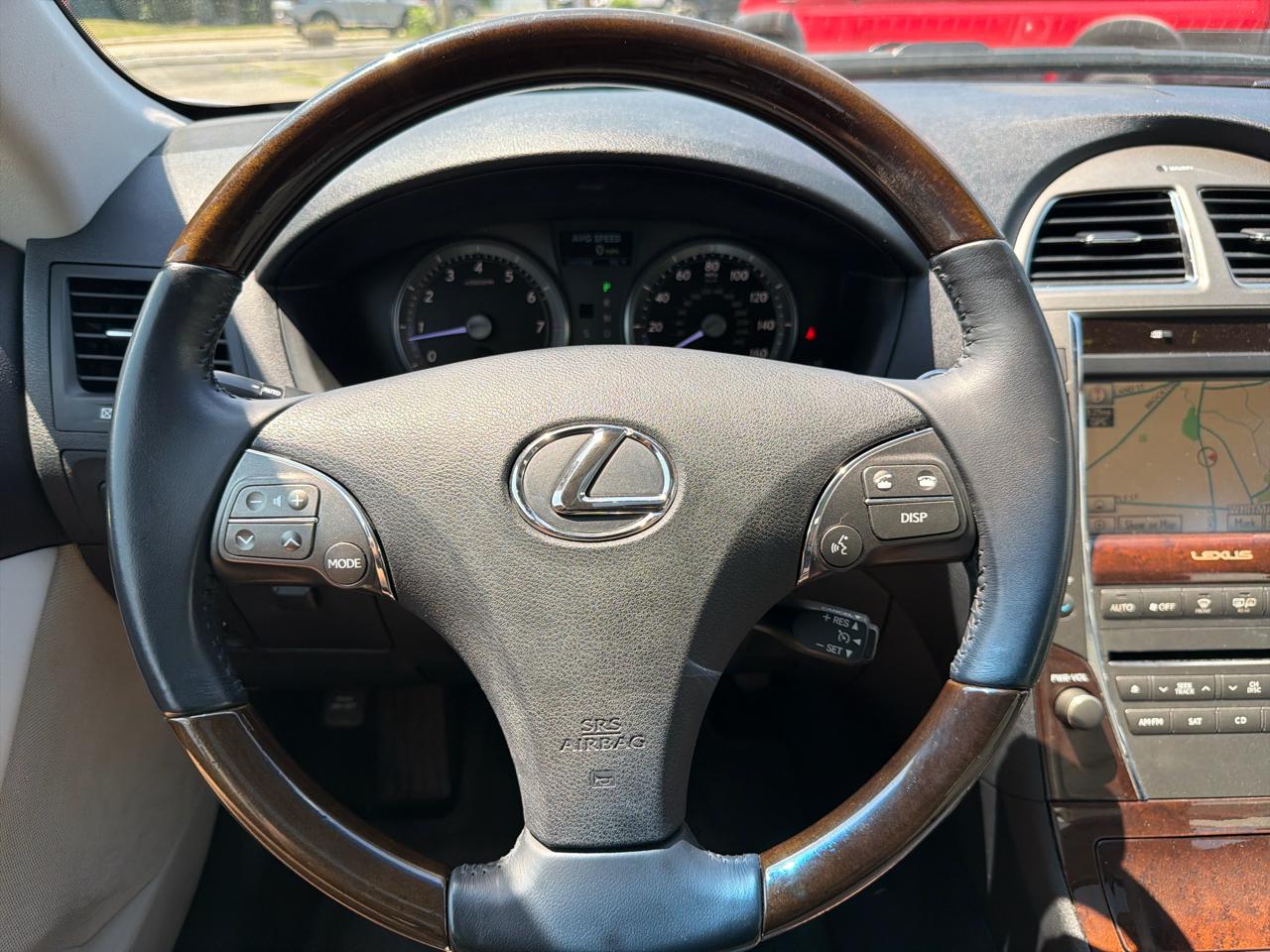 Lexus ES 350 Sedan 2012