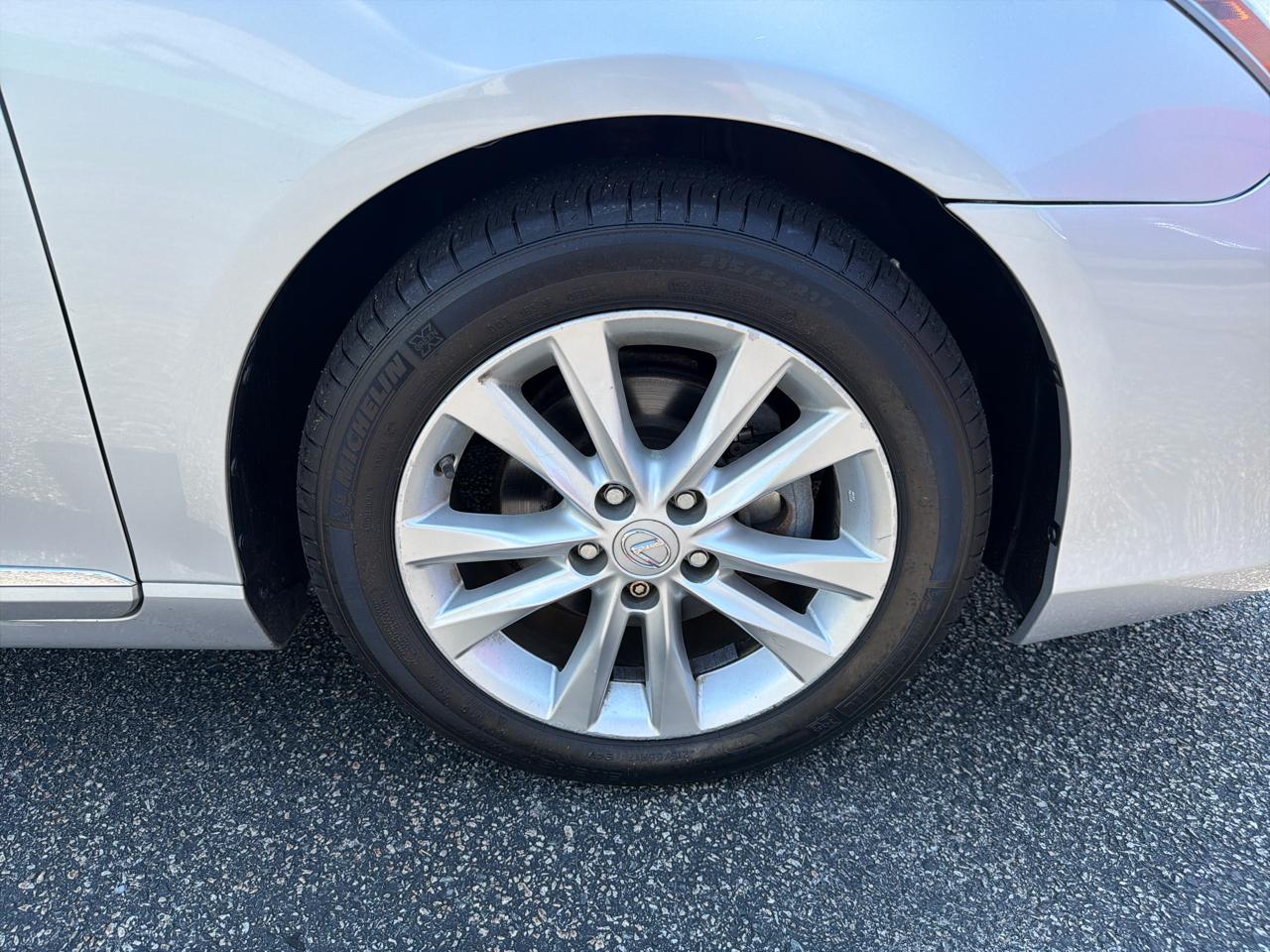 Lexus ES 350 Sedan 2012