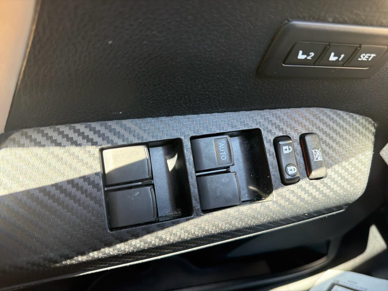 Toyota RAV4 Limited AWD 2013