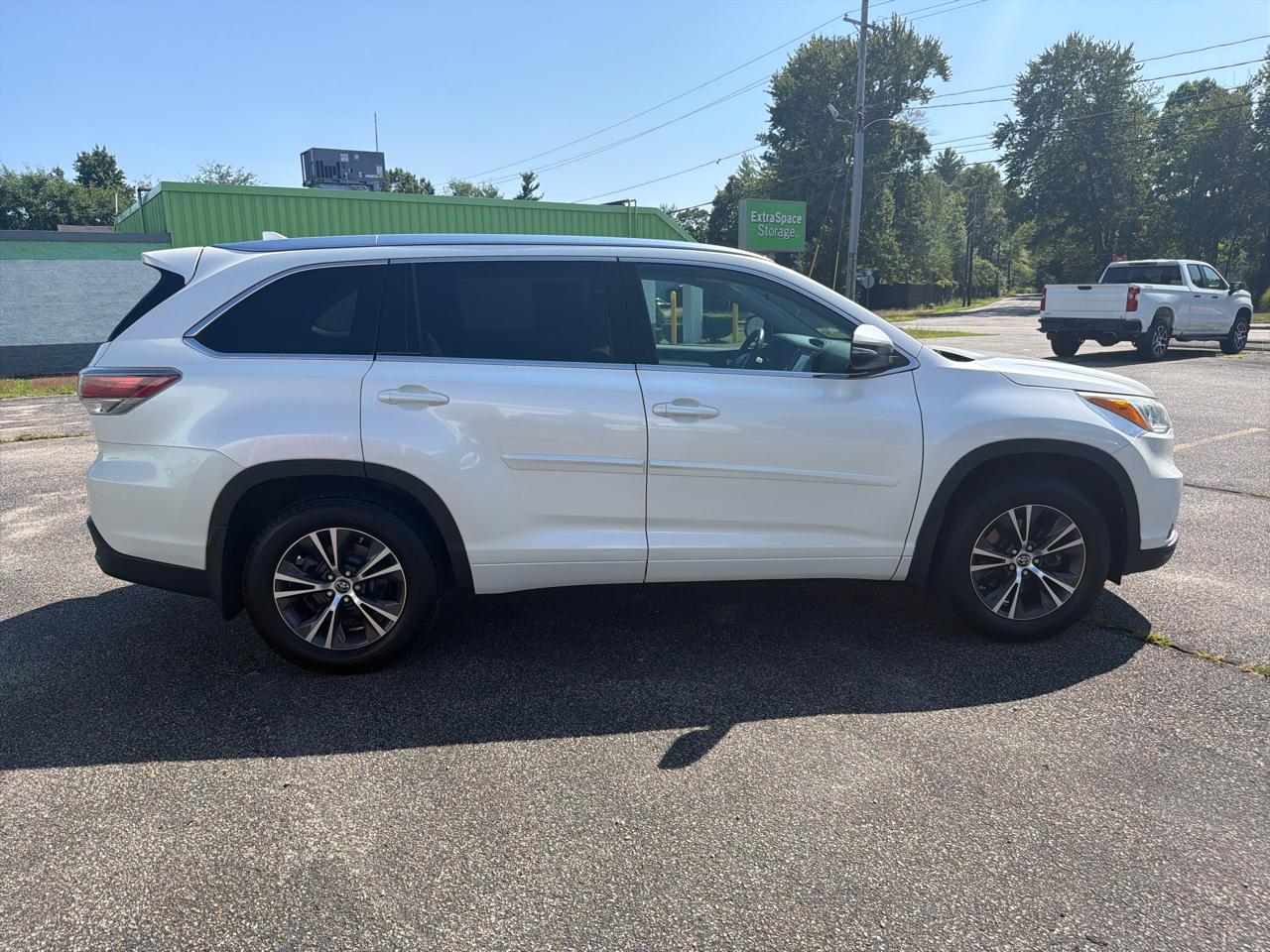 Toyota Highlander XLE AWD V6 2016