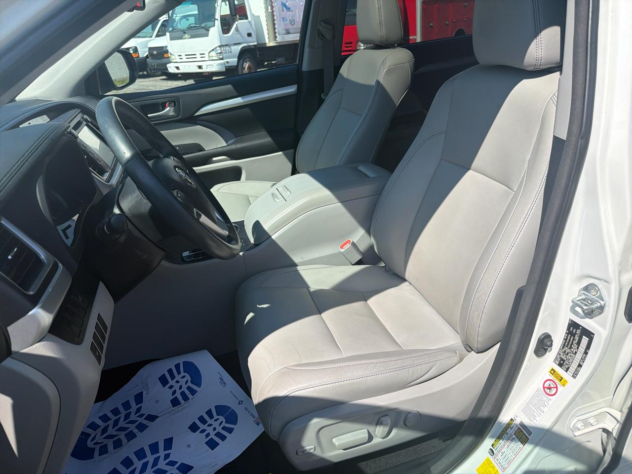 Toyota Highlander XLE AWD V6 2016