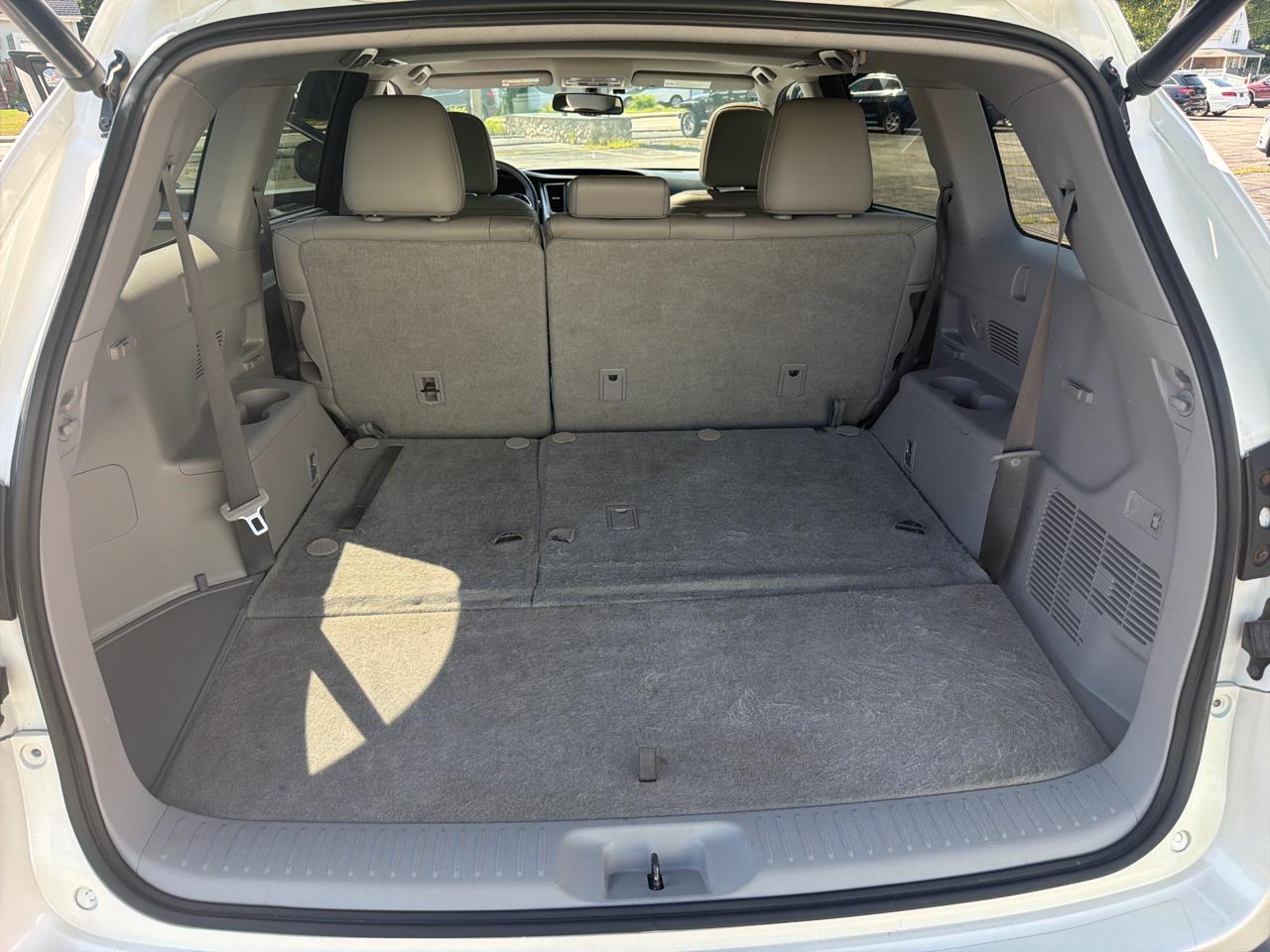 Toyota Highlander XLE AWD V6 2016